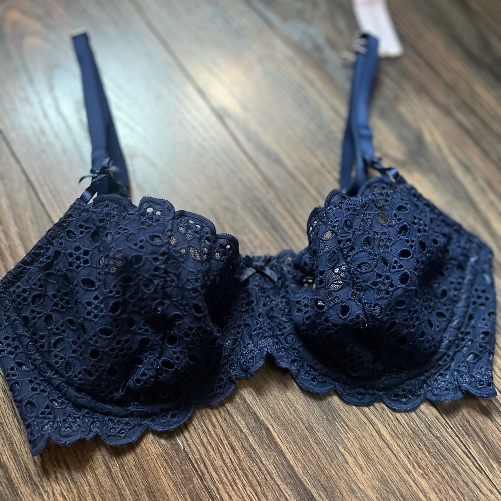 Victoria’s Secret Dream Angels Push-Up w/o padding